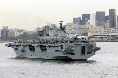 
          Imagem ilustrativa da imagem Forças Armadas vão usar navio de guerra da Marinha como base operacional na COP-30; veja fotos
          