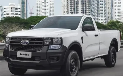 
          Imagem ilustrativa da imagem Ford aumenta investimento para produzir mais Ranger
          