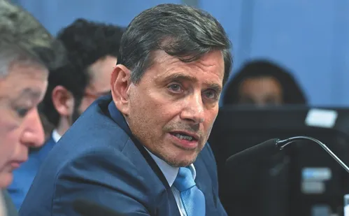 
          Imagem ilustrativa da imagem Fraude no INSS tem mais de 20 anos, diz testemunha
          