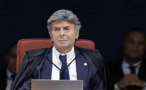 
          Imagem ilustrativa da imagem Fux é o terceiro a votar em nova sessão de julgamento da trama golpista
          