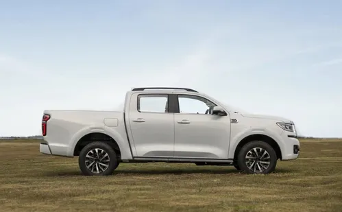 
          Imagem ilustrativa da imagem GWM Poer desafia mercado nacional de picapes
          