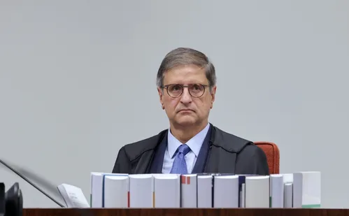 
          Imagem ilustrativa da imagem Gonet começa sustentação oral da PGR sobre trama golpista
          