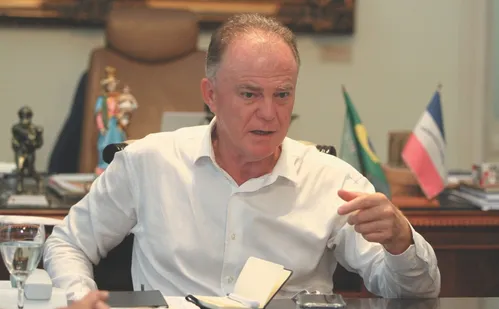 
          Imagem ilustrativa da imagem Governador do ES garante construção da EF-118
          