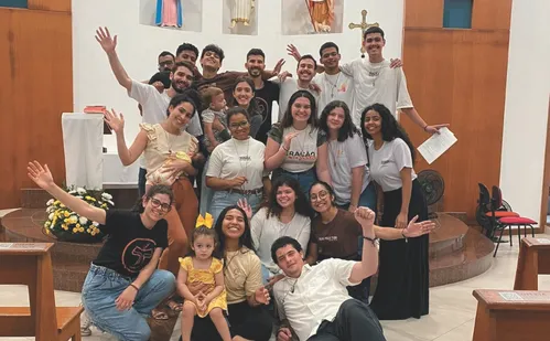 
          Imagem ilustrativa da imagem Grupo lança música autoral
          