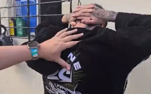 
          Imagem ilustrativa da imagem Hacker suspeito de ameaçar Felca vendia até exclusão de certificado de óbito
          