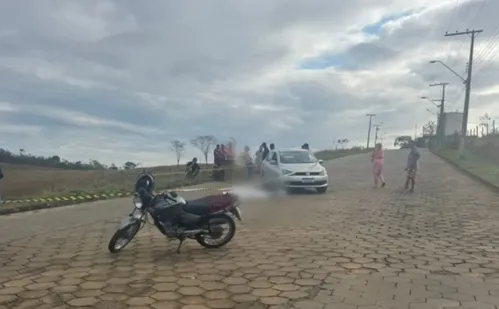 
          Imagem ilustrativa da imagem Homem é encontrado morto em rua de Colatina e polícia investiga possível acidente
          