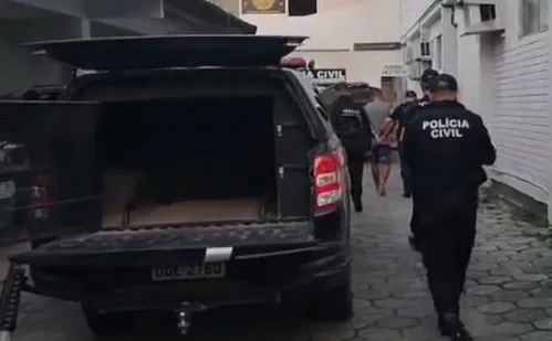 
          Imagem ilustrativa da imagem Homem que deu coronhada na cabeça de ex-namorada é preso no Norte do ES
          