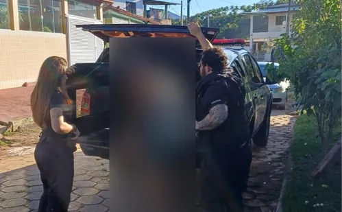 
          Imagem ilustrativa da imagem Idoso suspeito de estuprar ex-namorada ao menos cinco vezes é preso no Sul do ES
          