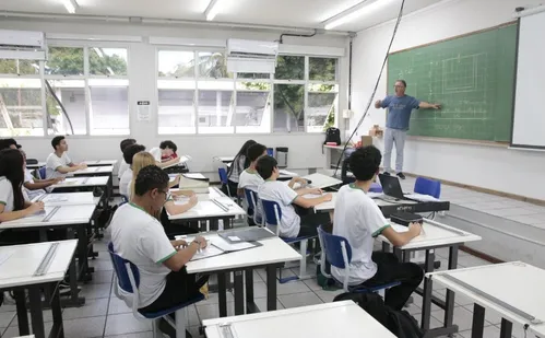 
          Imagem ilustrativa da imagem Ifes com inscrições abertas para seleção via redação
          