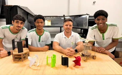 
          Imagem ilustrativa da imagem Alunos do Ifes na final da maior feira de ciências do Brasil
          