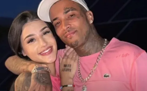 
          Imagem ilustrativa da imagem Influenciador Gato Preto é preso após bater Porsche e fugir do local do acidente
          