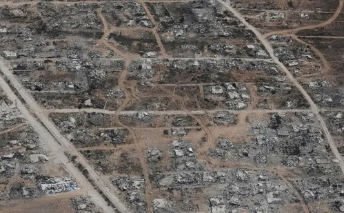 
          Imagem ilustrativa da imagem Israel aprova plano para tomar a Cidade de Gaza, em nova escalada da guerra
          