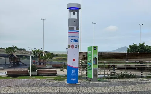 
          Imagem ilustrativa da imagem Jardim Camburi e Jardim da Penha contam com novos totens de segurança
          