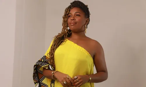 
          Imagem ilustrativa da imagem Jéssica Zarina: a pernambucana que faz espelho de um povo na costura
          