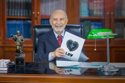 
          Imagem ilustrativa da imagem Jornalista José de Paiva Netto, presidente da Legião da Boa Vontade, morre aos 84 anos
          