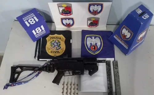 
          Imagem ilustrativa da imagem Jovem de 19 anos é preso com submetralhadora em Pinheiros
          