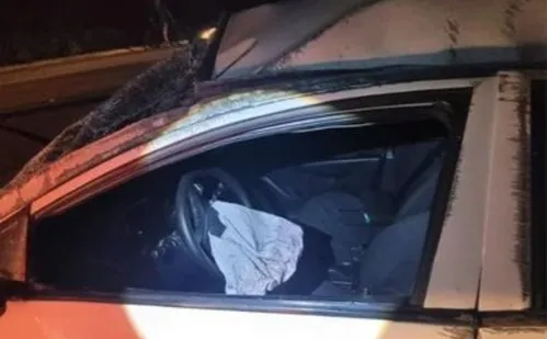 
          Imagem ilustrativa da imagem Jovem morre e quatro pessoas ficam feridas após acidente no Sul do ES
          