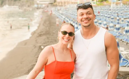 
          Imagem ilustrativa da imagem Júlio Cocielo anuncia fim de casamento com Tata Estaniecki
          