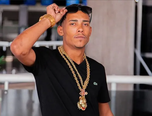 
          Imagem ilustrativa da imagem Justiça do Rio autoriza MC Poze do Rodo a retomar shows fora do Estado e libera BMW
          