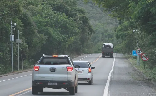 
          Imagem ilustrativa da imagem Justiça manda Dnit religar radares nas BRs no ES
          