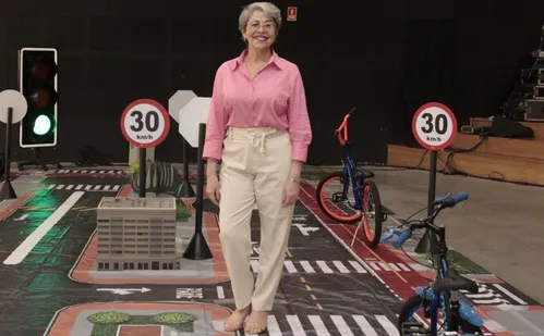 
          Imagem ilustrativa da imagem Leis de trânsito devem ser ensinadas na sala de aula, diz especialista
          