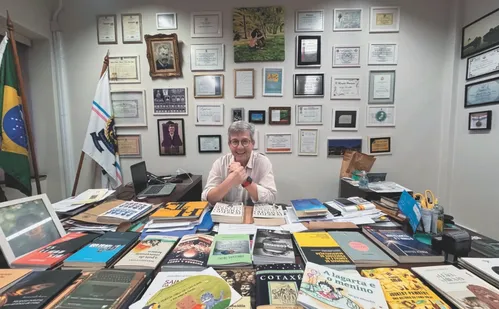 
          Imagem ilustrativa da imagem Livro é aliado no combate à solidão, luto e separação
          