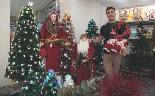 
          Imagem ilustrativa da imagem Lojas do ES se antecipam no clima de Natal
          