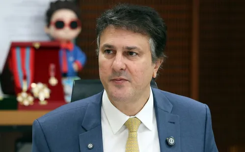
          Imagem ilustrativa da imagem MEC irá suspender vestibular e vetar ampliação de cursos de medicina mal avaliados
          