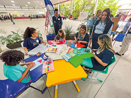 
          Imagem ilustrativa da imagem Mais de 14 mil pessoas são atendidas em grande Ação Social promovida pela Maranata
          