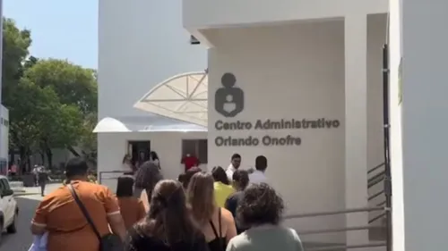 
          Imagem ilustrativa da imagem Mais sete obstetras pedem demissão do IMIP; total chega a 40 em dois dias
          