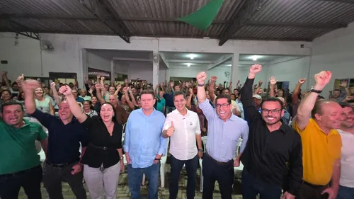 
          Imagem ilustrativa da imagem Marcelo oficializa "União" com Ricardo Ferraço
          