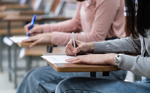 
          Imagem ilustrativa da imagem Matemática é a disciplina mais temida no Enem
          