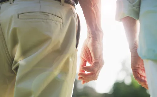 
          Imagem ilustrativa da imagem Médica afirma: “Envelhecer não é uma sentença de adoecimento”
          