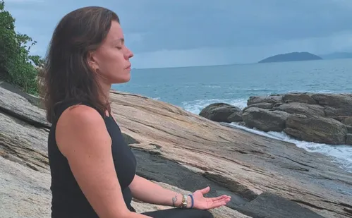 
          Imagem ilustrativa da imagem Médica afirma: “Envelhecer não é uma sentença de adoecimento”
          