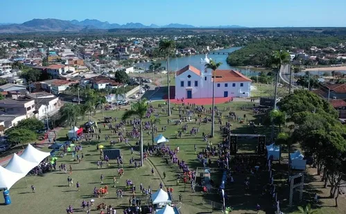 
          Imagem ilustrativa da imagem Meia Maratona dos Reis Magos destaca belezas naturais do litoral da Serra
          