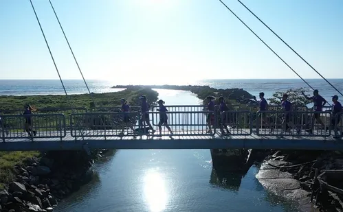 
          Imagem ilustrativa da imagem Meia Maratona dos Reis Magos destaca belezas naturais do litoral da Serra
          