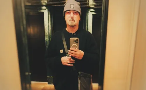 
          Imagem ilustrativa da imagem Músico do Oasis diz que vai dar pausa em turnê para tratar de câncer de próstata
          