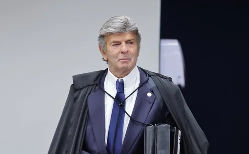 
          Imagem ilustrativa da imagem Não compete ao STF realizar juízo político, diz Fux em julgamento de Bolsonaro
          