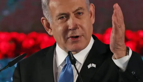 
          Imagem ilustrativa da imagem Netanyahu chama de “acidente trágico” ataque que matou 20, entre eles 5 jornalistas
          