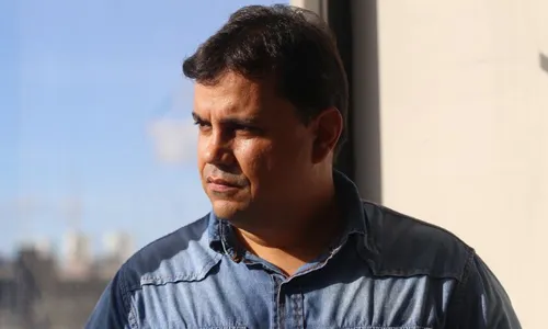 
          Imagem ilustrativa da imagem Ney Anderson: o Apocalipse de todo dia no Recife sem linha reta
          