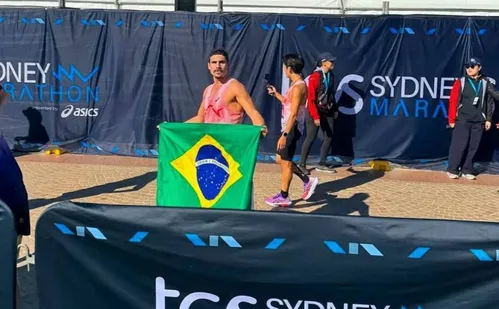 
          Imagem ilustrativa da imagem Nicolas Prattes se torna brasileiro mais bem colocado na maratona de Sydney
          