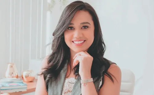 
          Imagem ilustrativa da imagem Psoríase: quando a pele fala o que o corpo sente
          