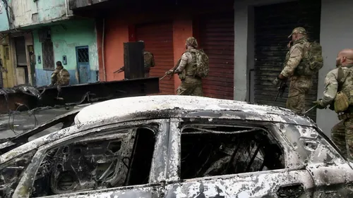 
          Imagem ilustrativa da imagem Operação contra Comando Vermelho no Rio tem 64 mortos, entre eles um capixaba
          