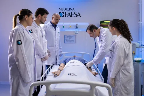 
          Imagem ilustrativa da imagem Oportunidade para cursar Medicina
          