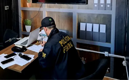 
          Imagem ilustrativa da imagem PF investiga suspeitos de divulgar fake news eleitorais no Norte do ES
          