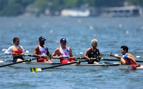 
          Imagem ilustrativa da imagem Paratletas capixabas conquistam a prata em Campeonato Brasileiro de Barcos Longos
          