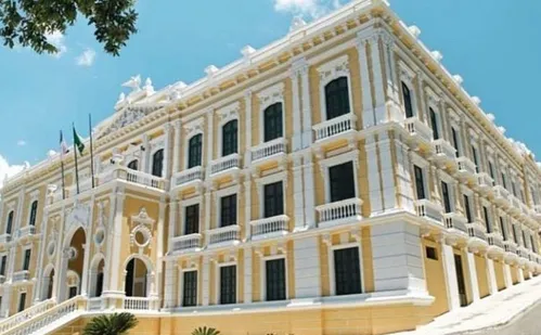 
          Imagem ilustrativa da imagem Passeio cheio de cultura no Centro Histórico de Vitória
          