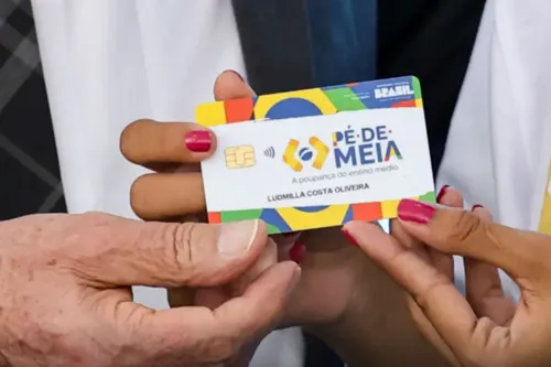 
          Imagem ilustrativa da imagem Pé-de-Meia: nascidos em março e abril recebem oitava parcela
          