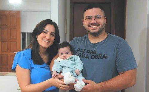 
          Imagem ilustrativa da imagem Pediatras defendem aprovação de 1 mês de licença-paternidade
          