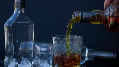 
          Imagem ilustrativa da imagem PE divulga que tem mais quatro casos suspeitos de intoxicação por metanol
          